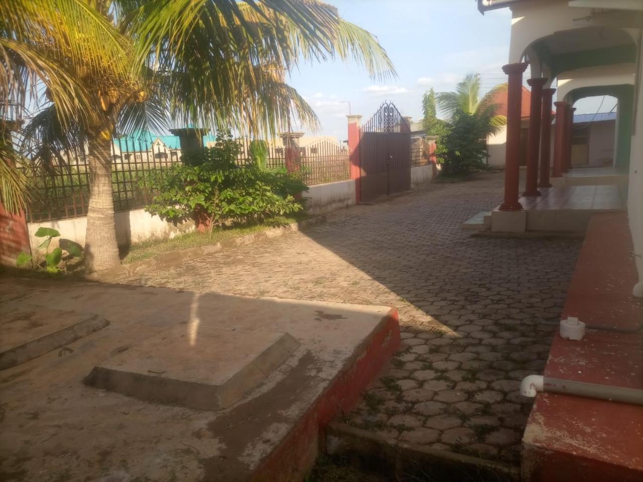 Temaya Cottage Lodge Tamale Exterior foto